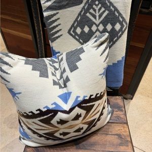 Pendleton pillow and throw